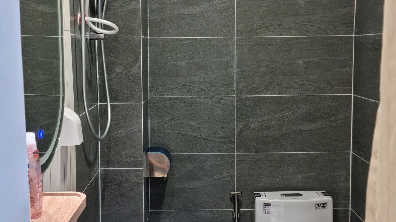 Photo of Bathroom in District 10