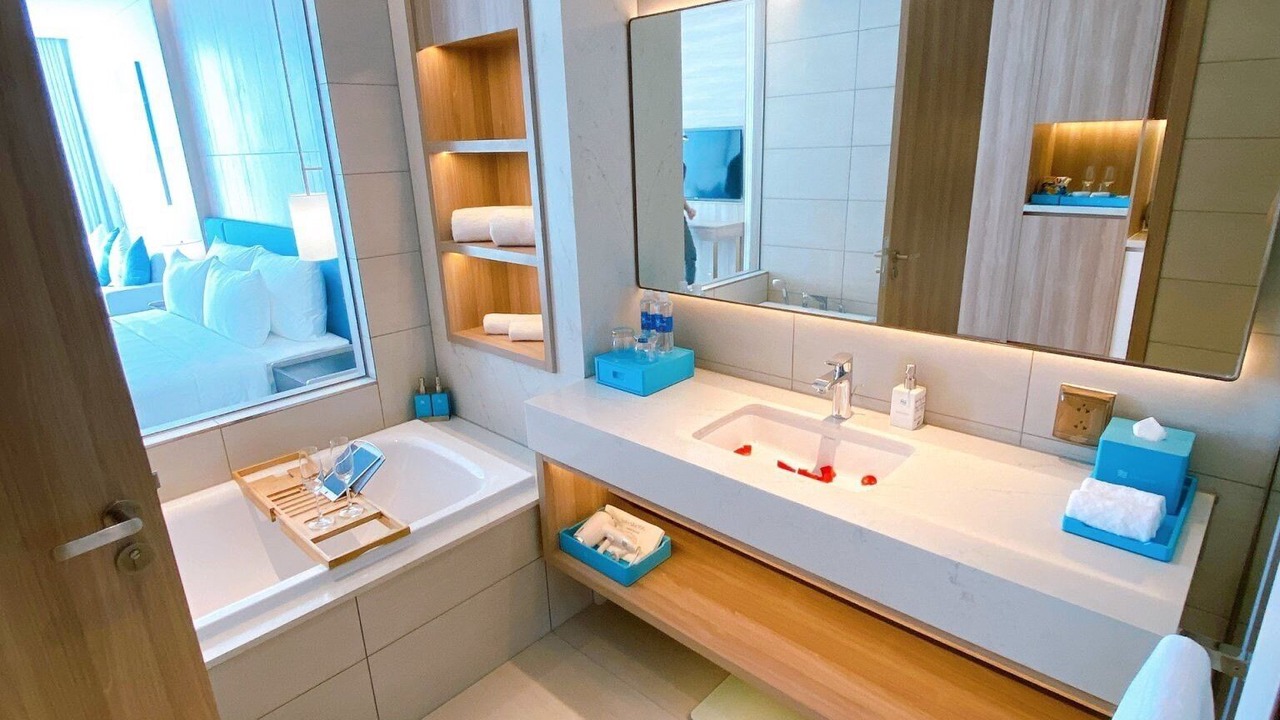 Photo of Bathroom in Ha Long