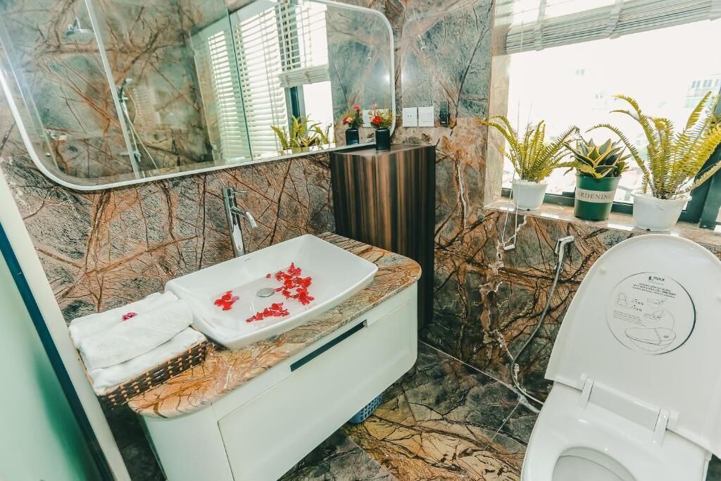 Photo of Bathroom in Ba Dinh
