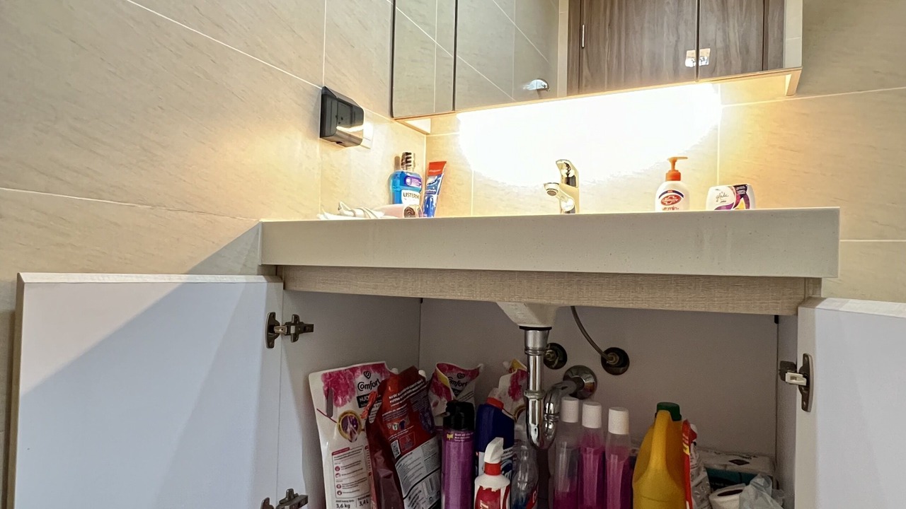 Photo of Bathroom in District 10
