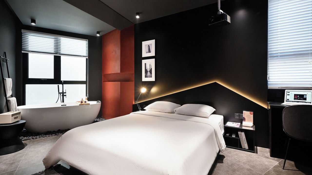 Photo of Bedroom in District 10