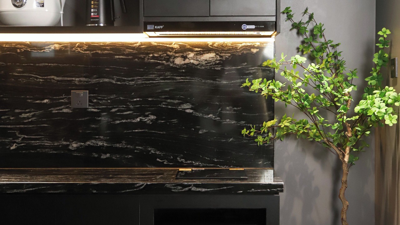 Photo of Kitchen in District 10