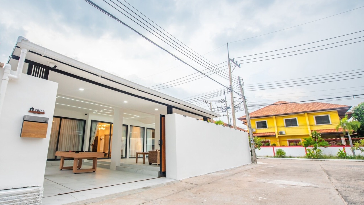 Photo of Outdoor in Na Kluea
