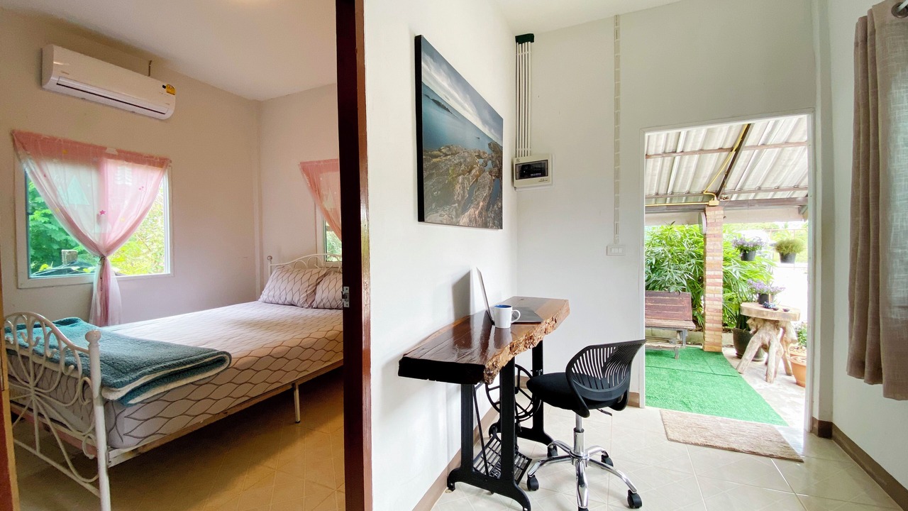 Photo of Bedroom in Saraphi