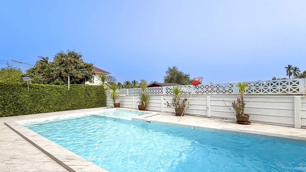 Photo of Outdoor in San Sai