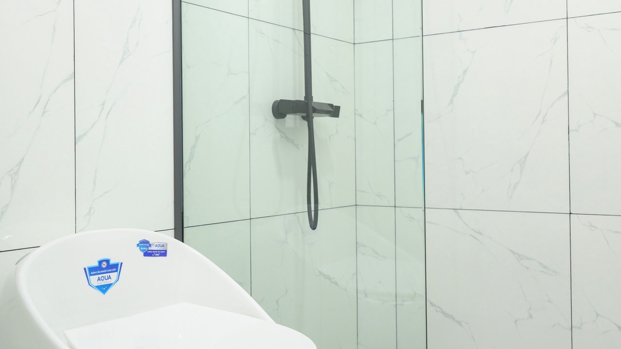 Photo of Bathroom in Phuong 6
