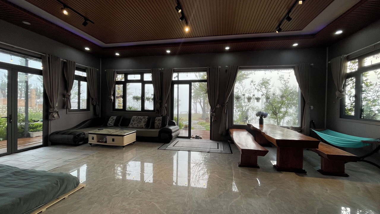 Photo of Livingroom in Lac Duong