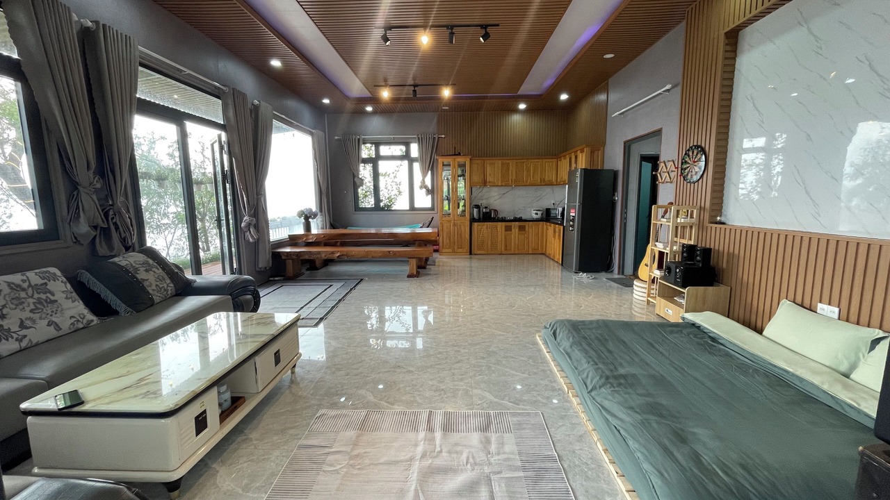 Photo of Livingroom in Lac Duong