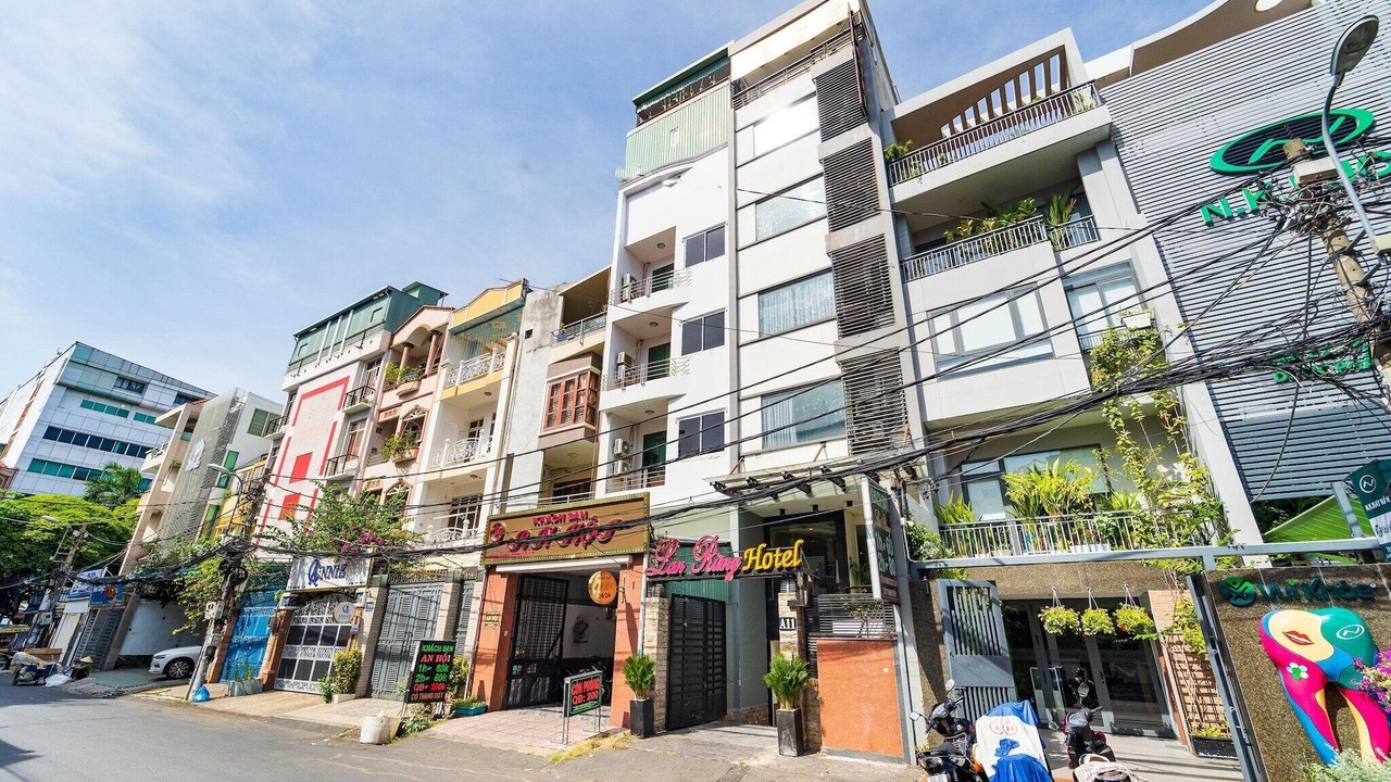 Photo of Outdoor in District 10
