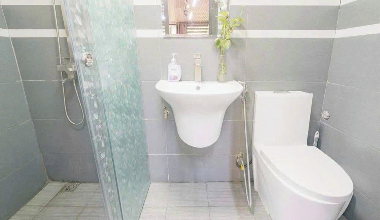 Photo of Bathroom in Hang Bac