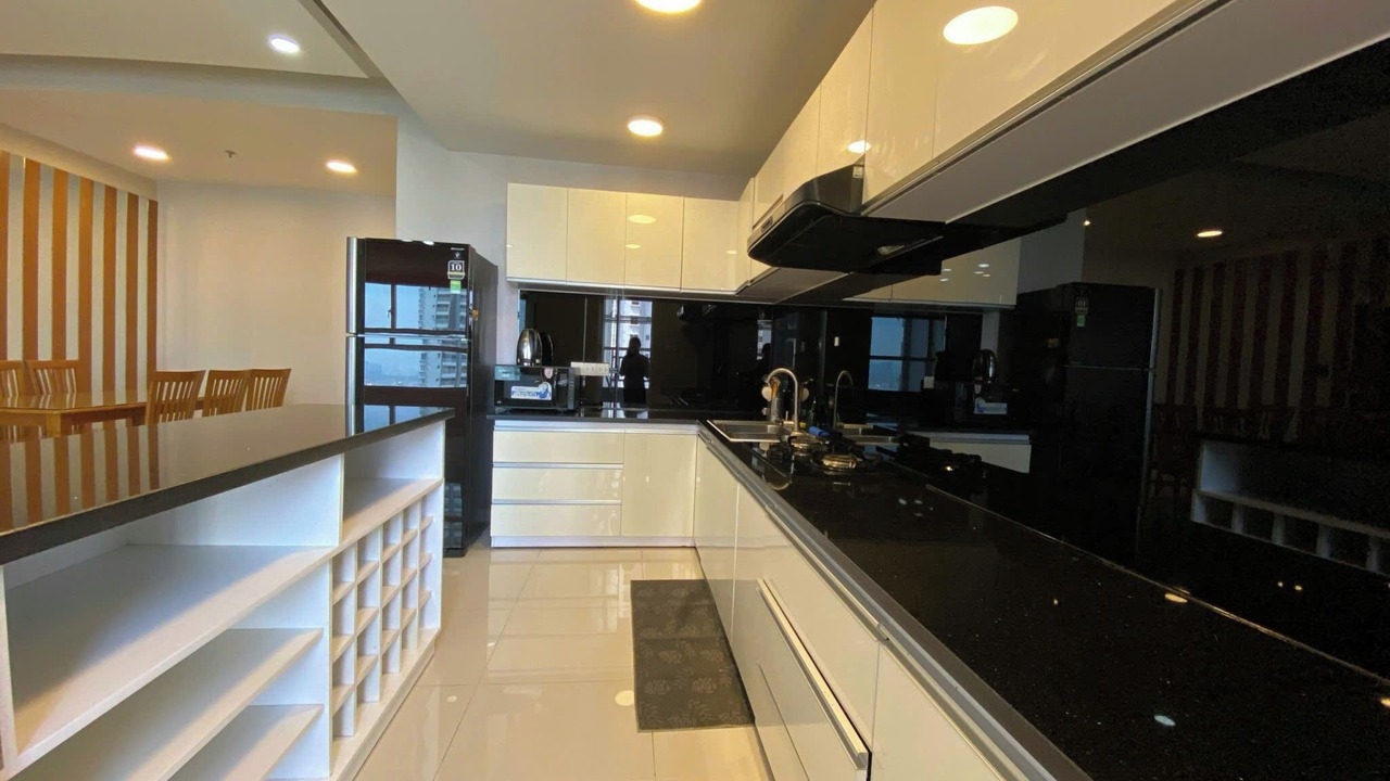 Photo of Kitchen in District 7