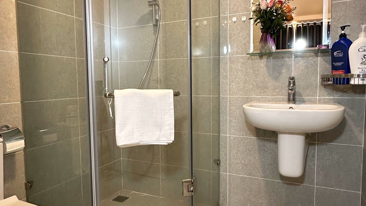 Photo of Bathroom in Phuong 8