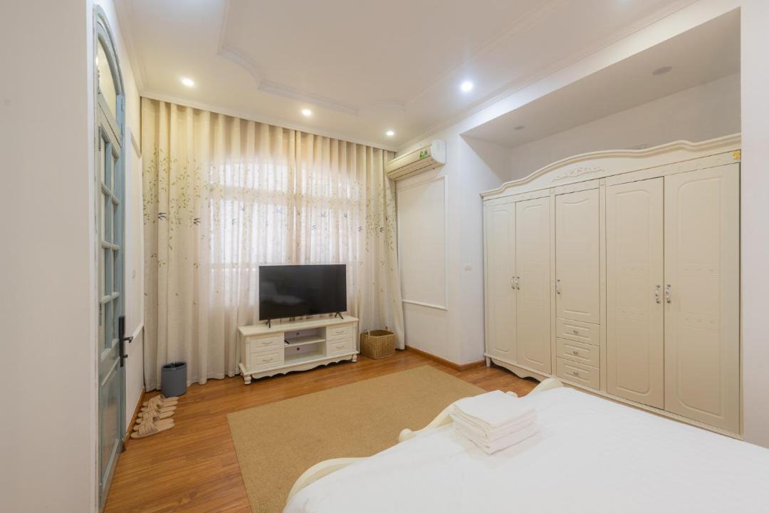 Photo of Bedroom in Ba Dinh