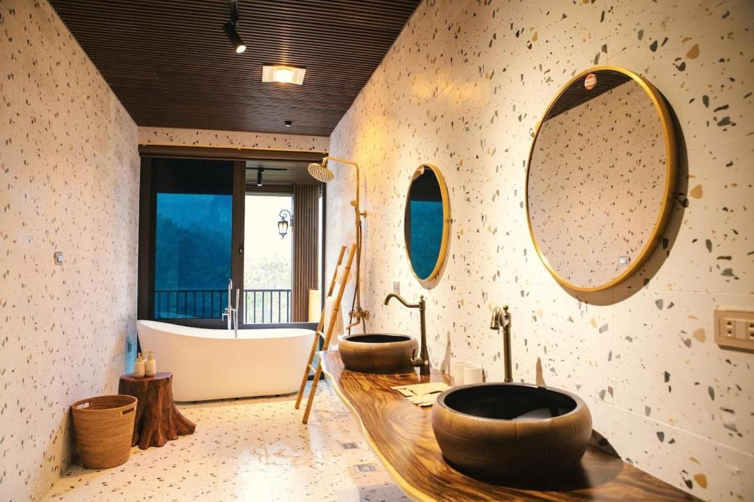 Photo of Bathroom in Hoa Binh