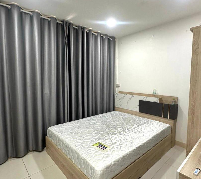 Photo of Bedroom in Samsen Nok
