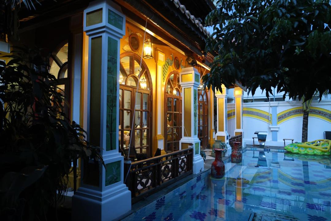 Photo of Others in Hue