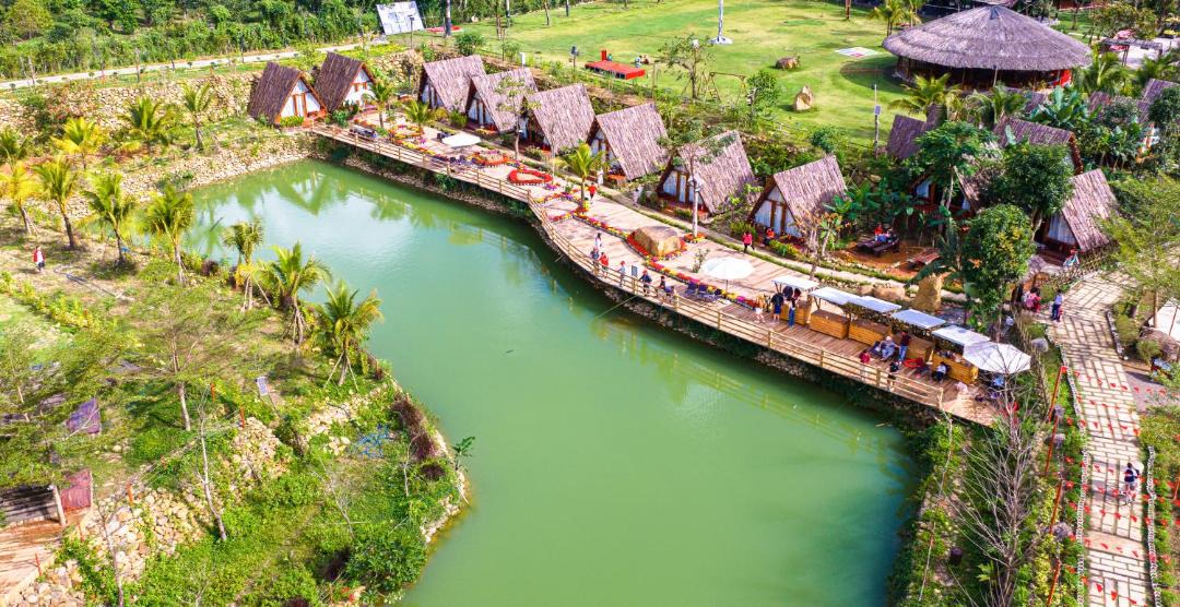 Photo of Others in Hoa Vang
