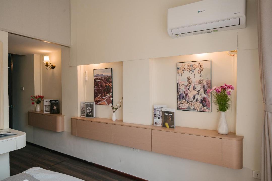 Photo of Others in Hang Dao
