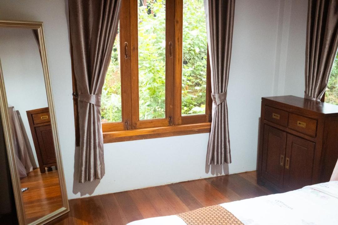 Photo of Bedroom in Thab Prik
