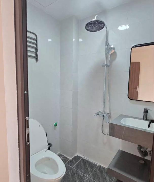 Photo of Bathroom in Tay Ho