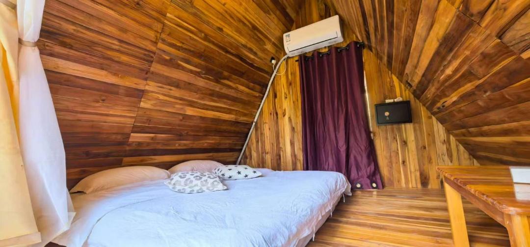 Photo of Bedroom in Nong Khiaw