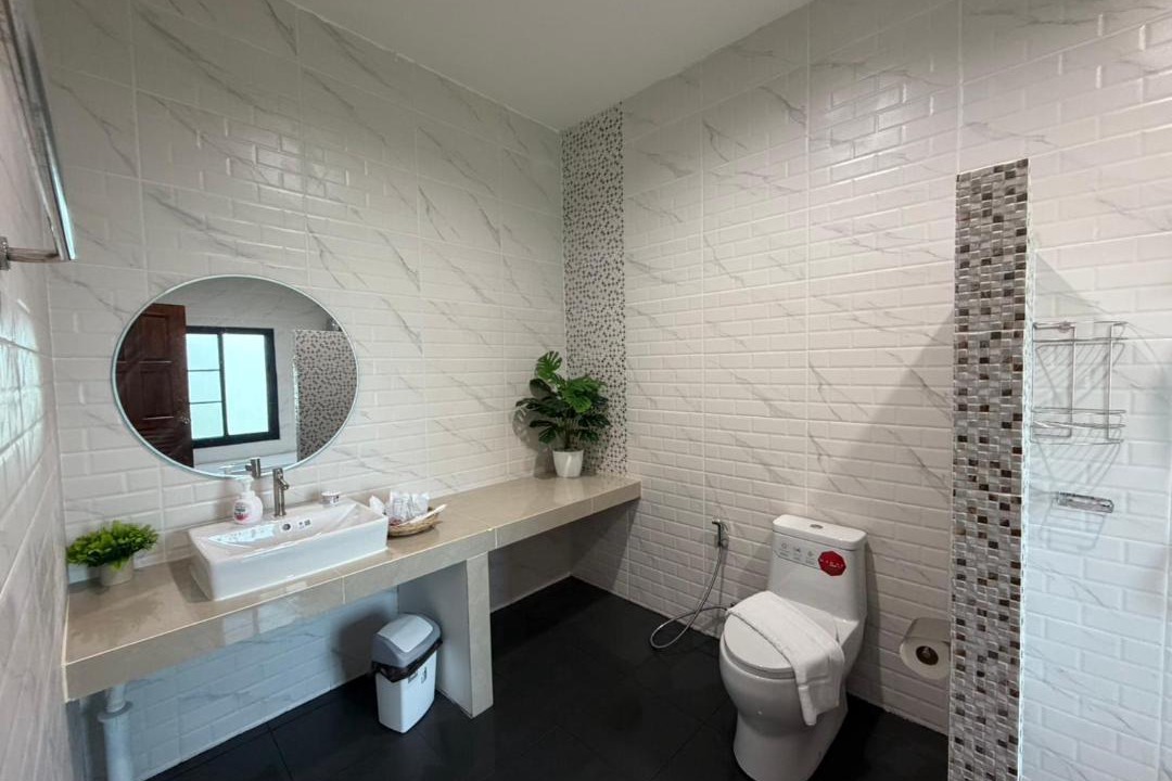 Photo of Bathroom in Pua