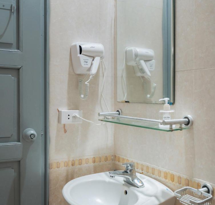 Photo of Bathroom in Ba Dinh