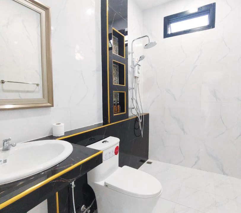 Photo of Bathroom in Phra Lap