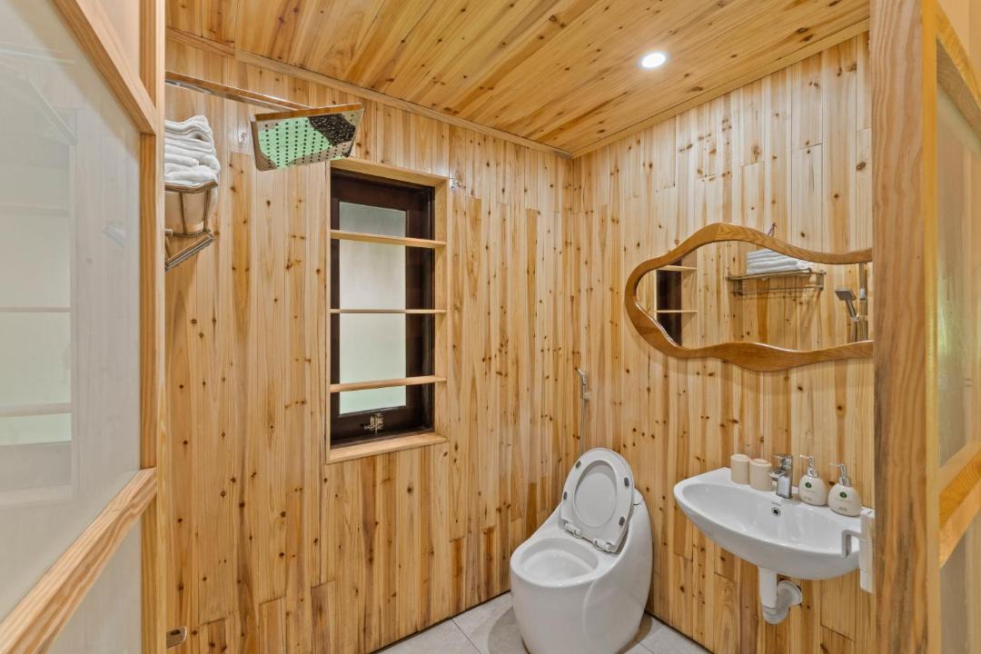 Photo of Bathroom in Cuc Phuong