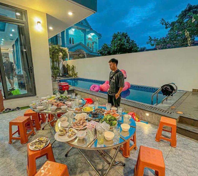 Photo of Others in Thang Tam