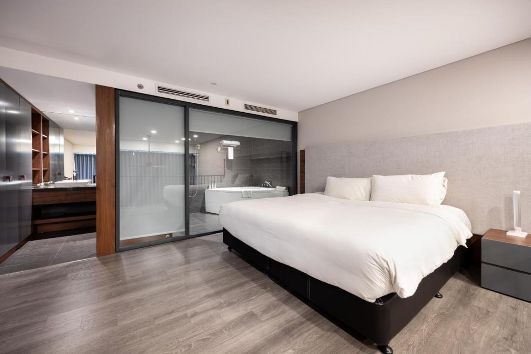 Photo of Bedroom in Tay Ho
