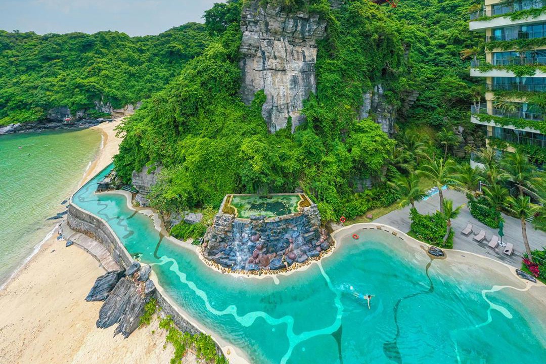 Photo of Others in Cat Ba