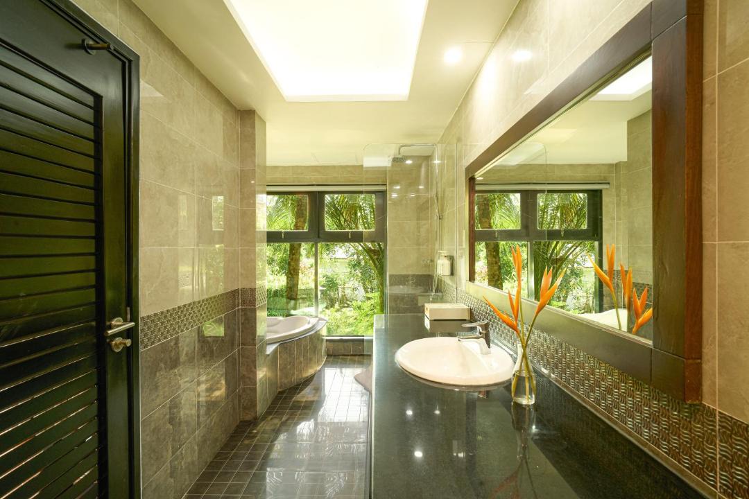 Photo of Bathroom in Ba Keo