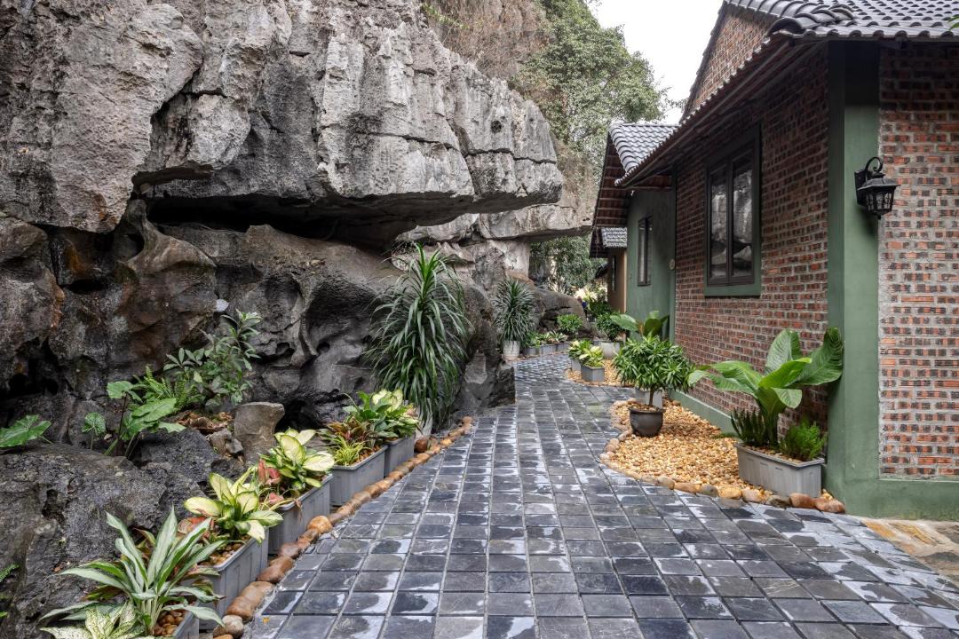 Photo of Others in Hoa Lu