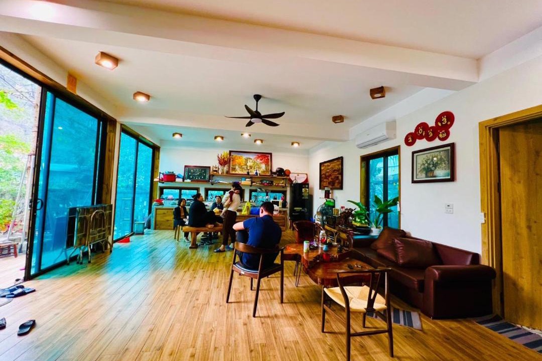 Photo of Others in Hoa Lu
