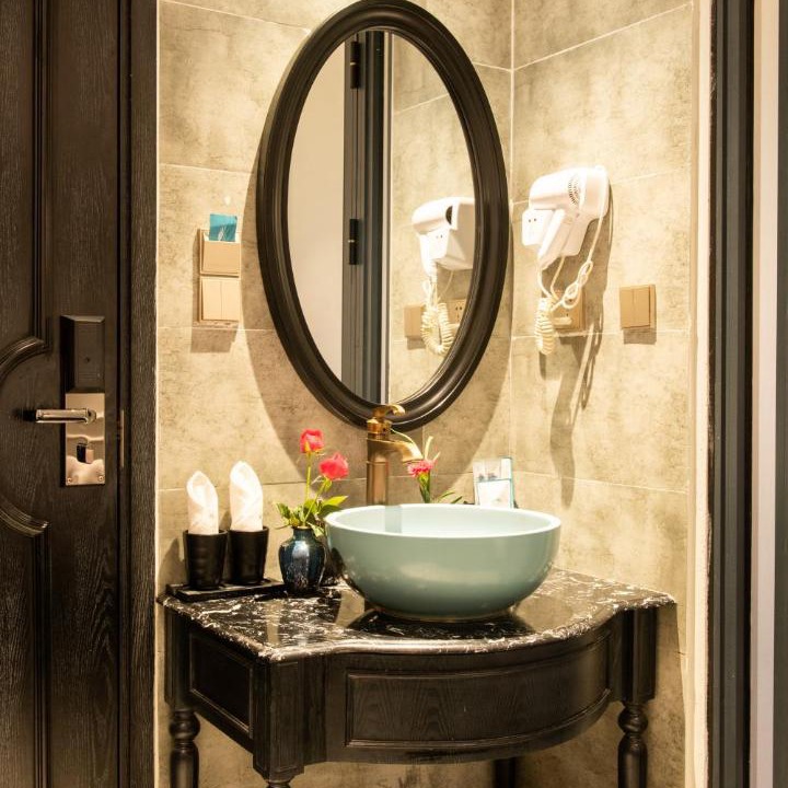 Photo of Bathroom in French Quarter