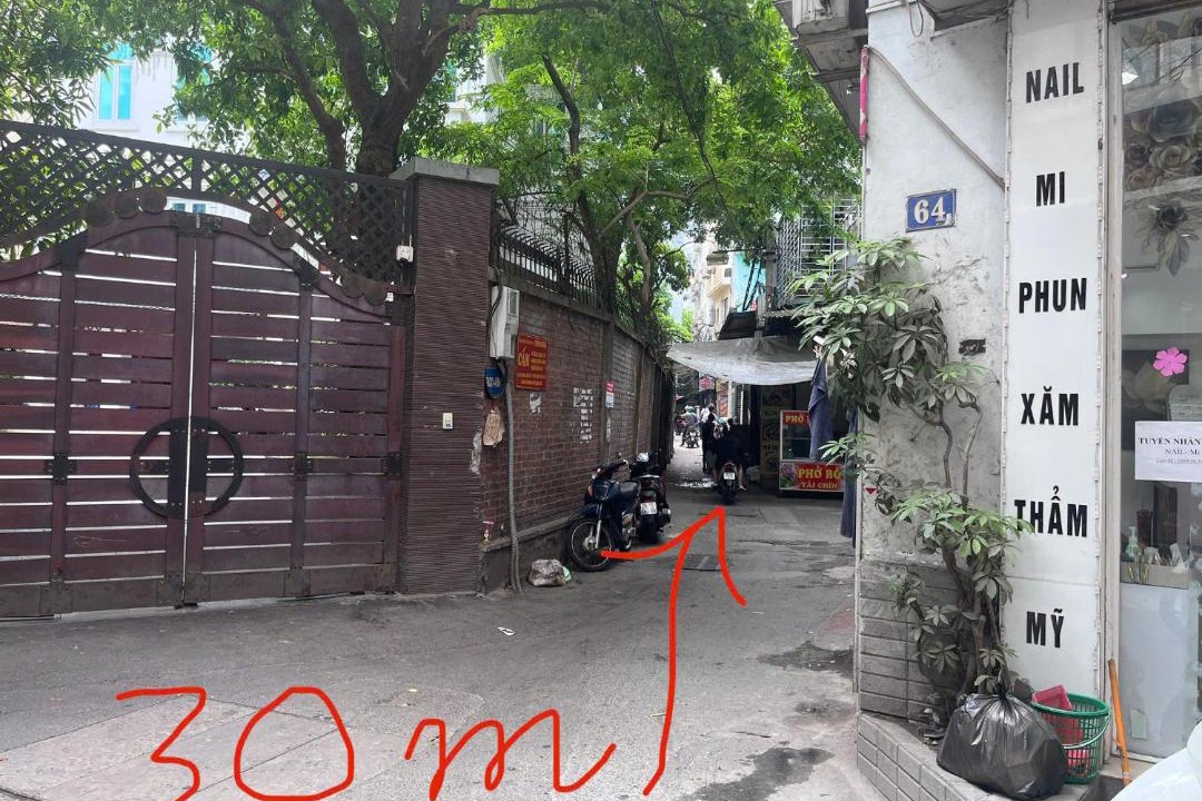 Photo of Others in Dich Vong Hau