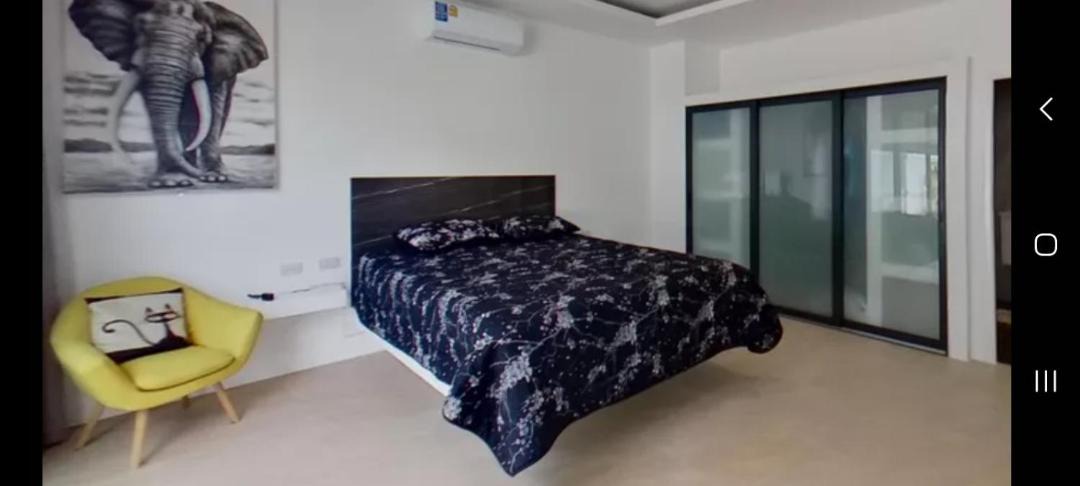 Photo of Bedroom in Maret