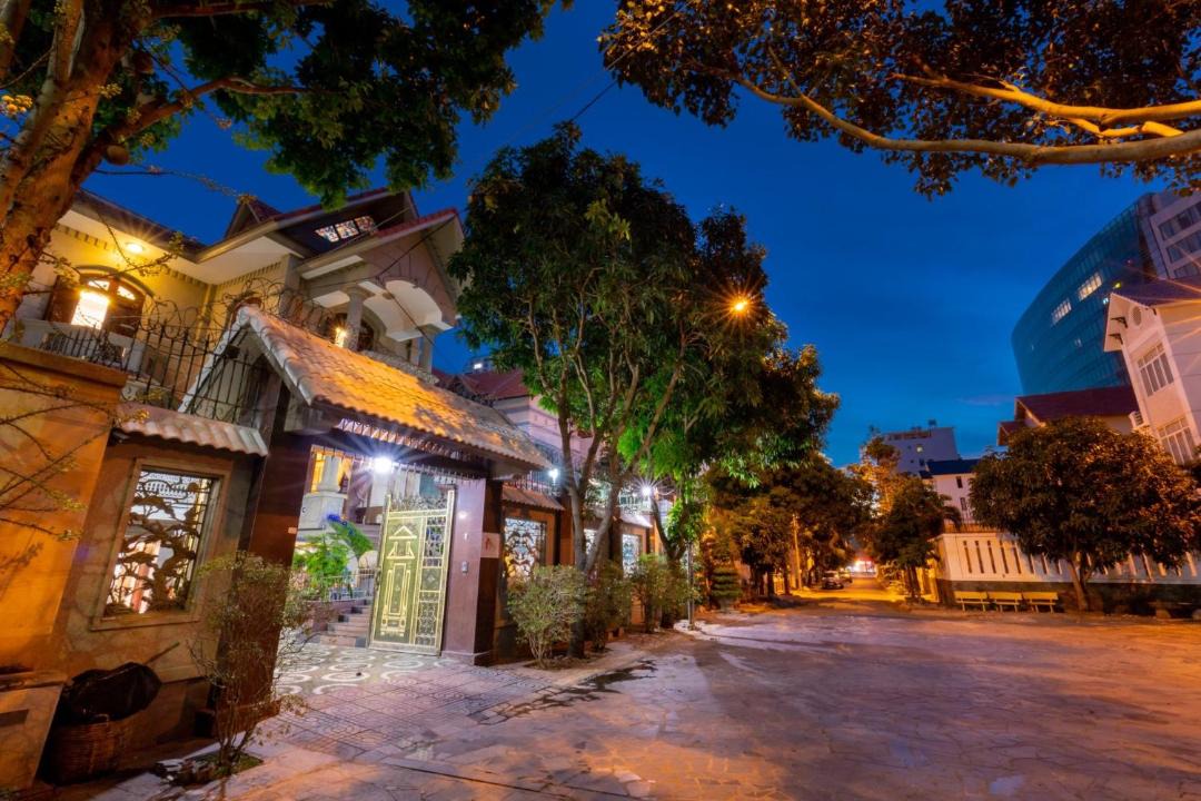 Photo of Others in Thang Tam