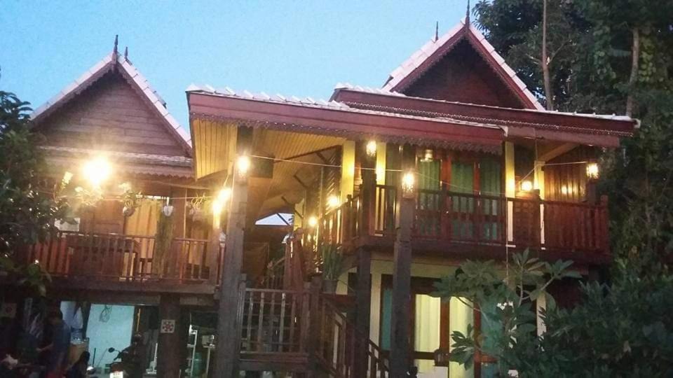 Photo of Others in Saraphi
