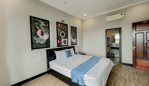 Deluxe Room, 1 King Bed