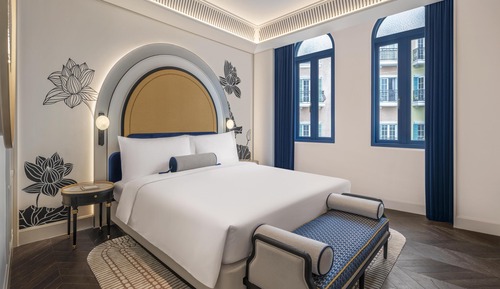 Suite, 1 King Bed