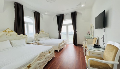 Executive Room