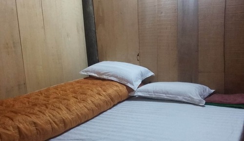 Traditional Shared Dormitory, Mixed Dorm, Non Smoking, Mountain View