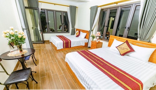 Deluxe Room, Multiple Beds, Patio, Mountain View