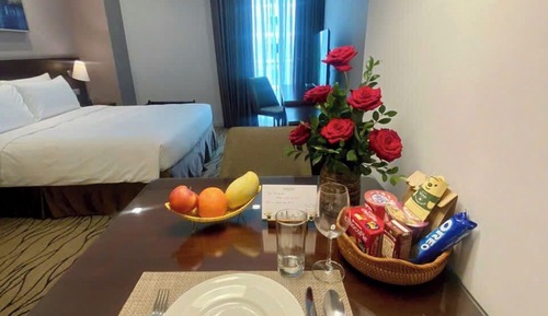 Executive Studio, 1 King Bed, City View