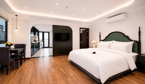 Grand Family Suite, Balcony, City View