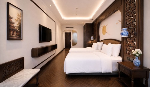 Premier Deluxe Double, Balcony, City View