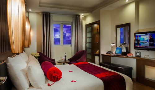 Deluxe Room, City View