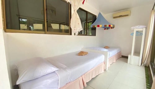 Deluxe Family Villa